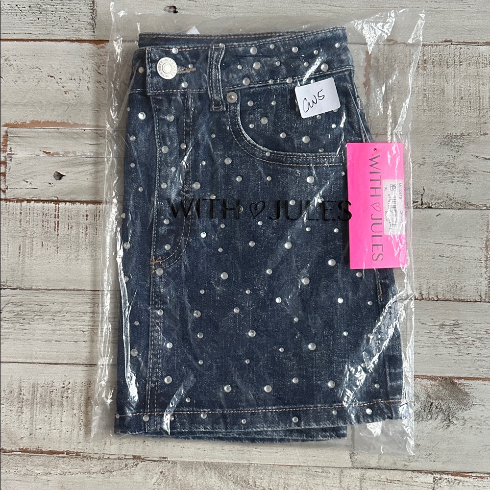 With Jules Blue Denim Skirt with Rhinestones NWT - Picture 5 of 5
